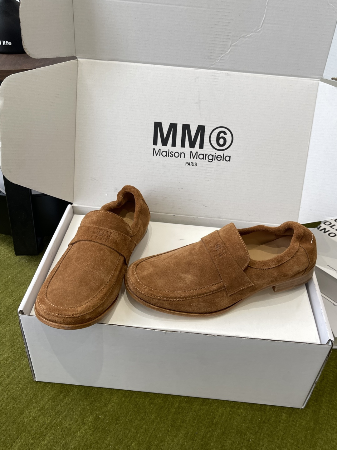 메종 마르지엘라(Maison Margiela) 애플 토 로고 2WAY 로퍼
