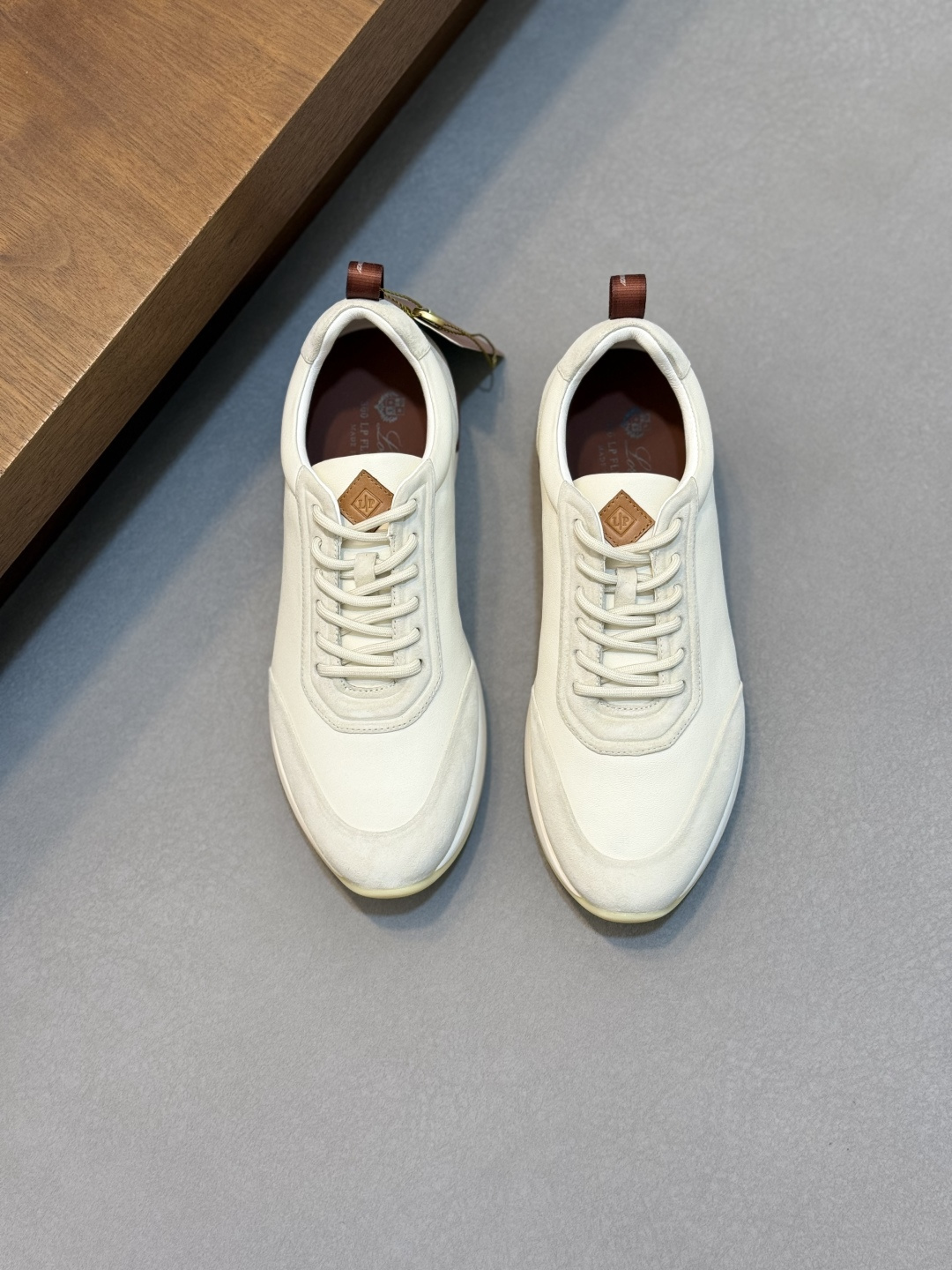 [Loro Piana] LP 로로 피아나 워크 앤 워크 / 시티 워크 스니커즈 신발