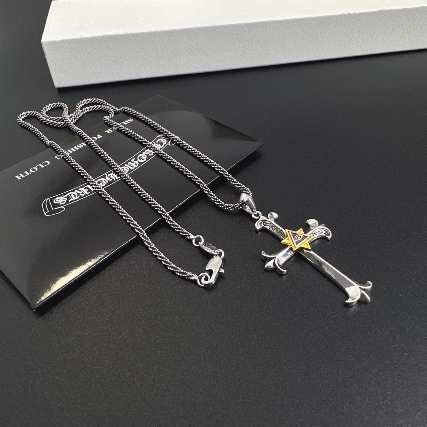 크롬하츠(CHROME HEARTS) 크로스 펜던트 체인 목걸이 악세사리
