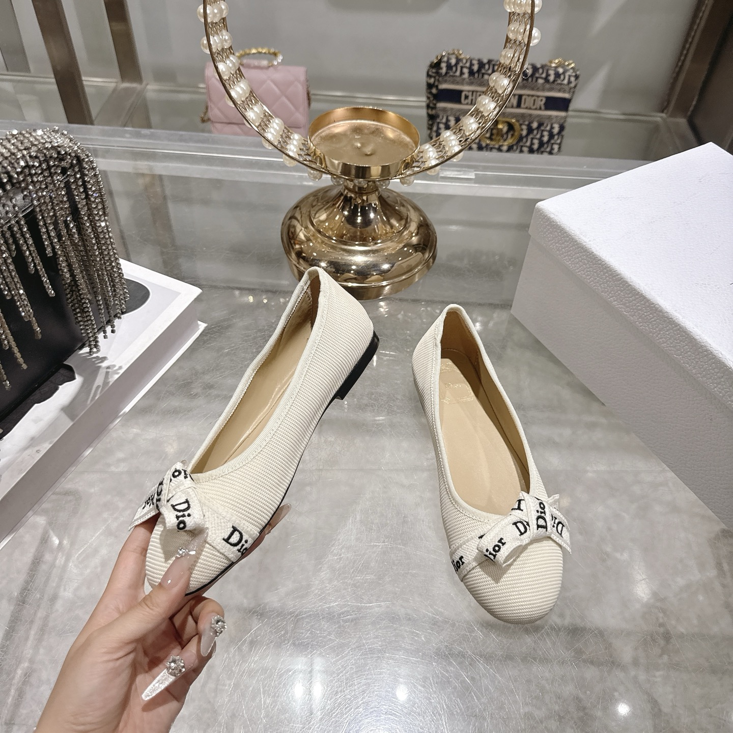 디올(DIOR) 리본 스트랩 메리제인 플랫슈즈 신발