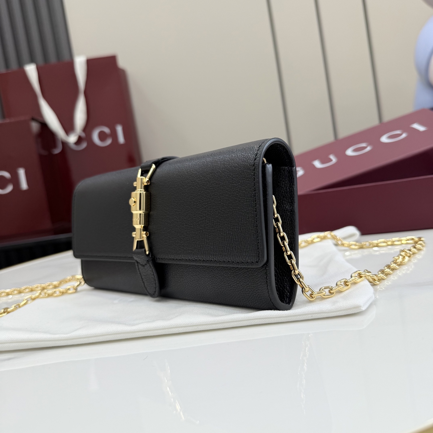 [Gucci] 구찌 26SS Jackie 재키 1961 레더 체인 월렛 (WOC) 지갑