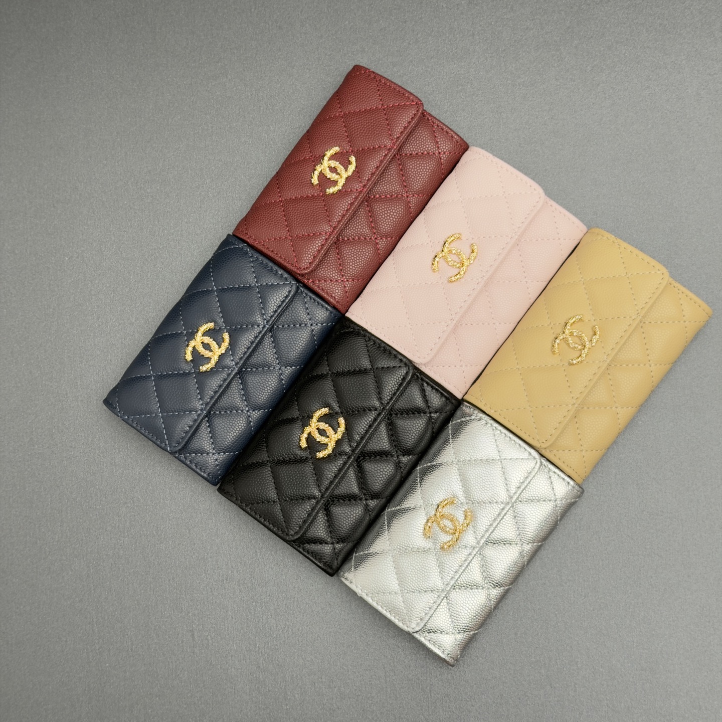 [Chanel] 샤넬 26SS 캐비어 멀티 젬스톤 카드 홀더 지갑