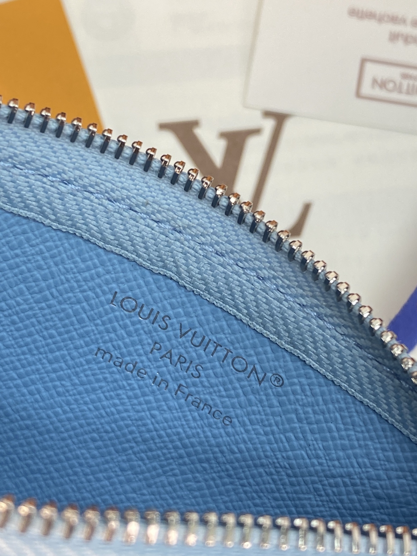 [Louis Vuitton] LV 루이비통 모노그램 자카드 로미 키 파우치 (코튼 블루) 지갑