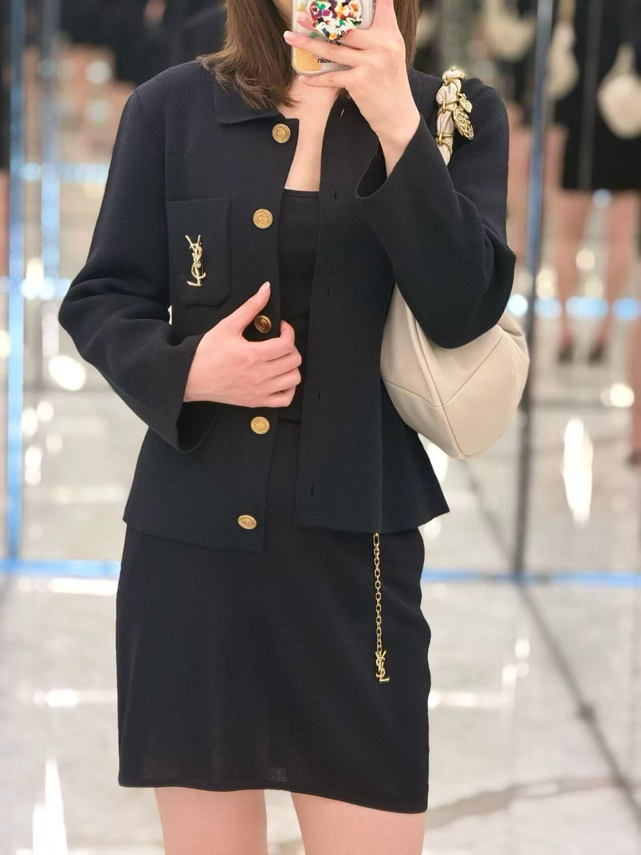 생로랑(SAINT LAURENT) 골드 칼라 울 니트 가디건 상의 의류