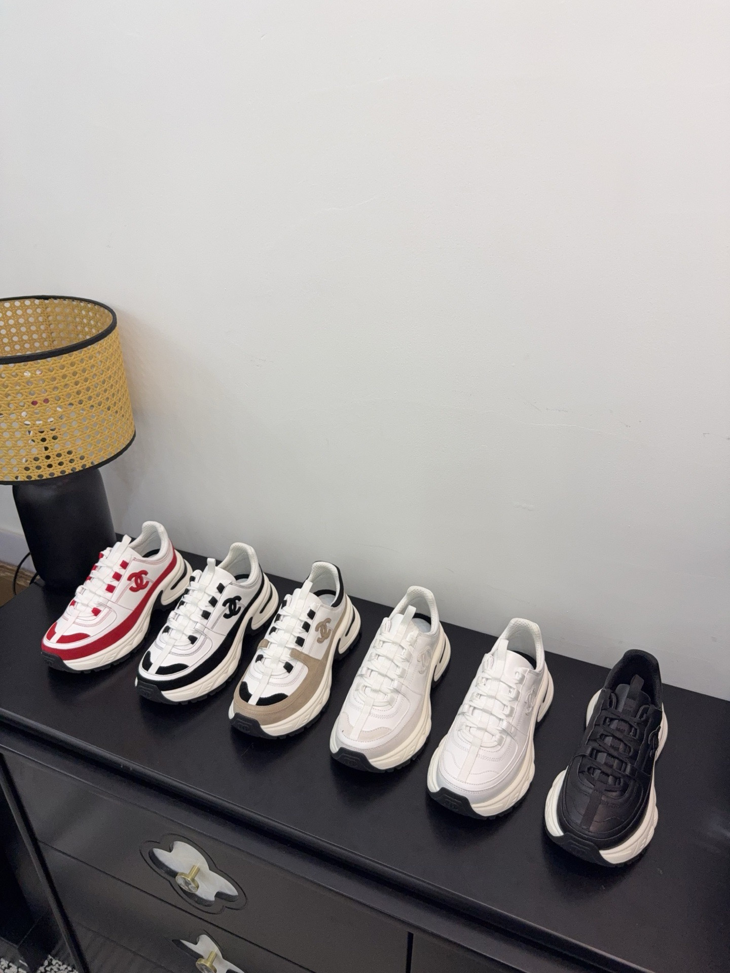 샤넬(CHANEL) 배색 캐주얼 스니커즈 신발