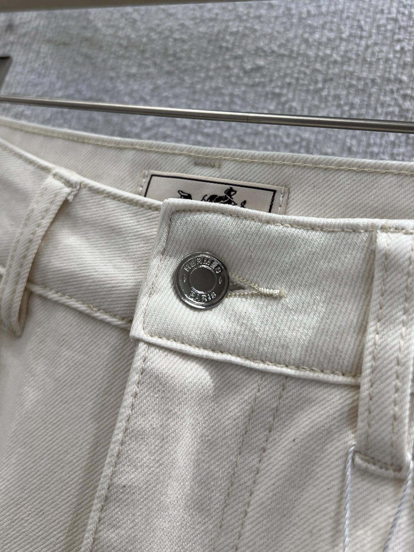 [Hermès] 에르메스 26SS 샹달 프린팅 롤업 데님 팬츠 바지 의류