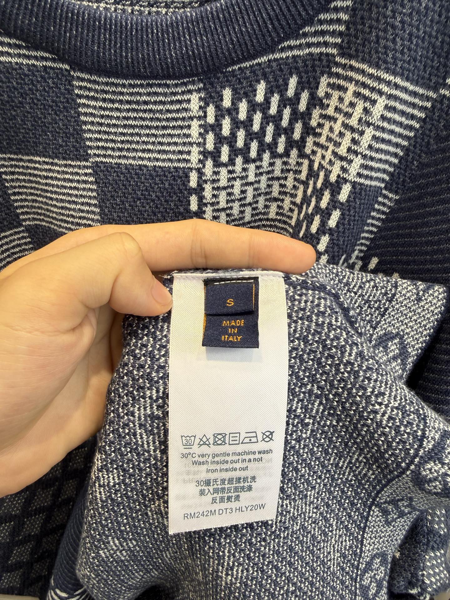 루이비통(LV) 다미에 모노그램 배색 반팔 니트 상의 의류