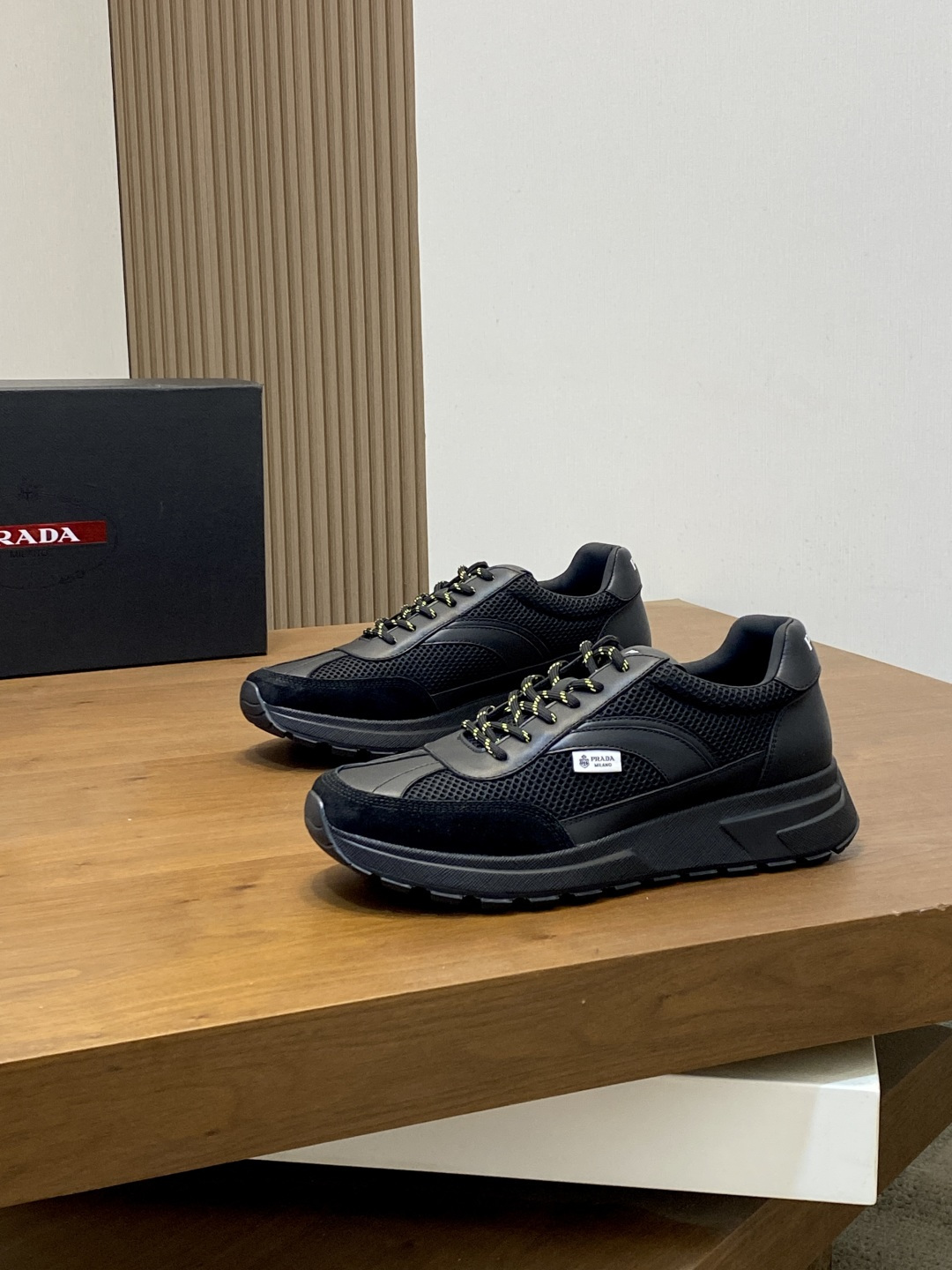 [Prada] 프라다 Montecarlo Re-Edition 몬테카를로 리에디션 레더 스니커즈 신발