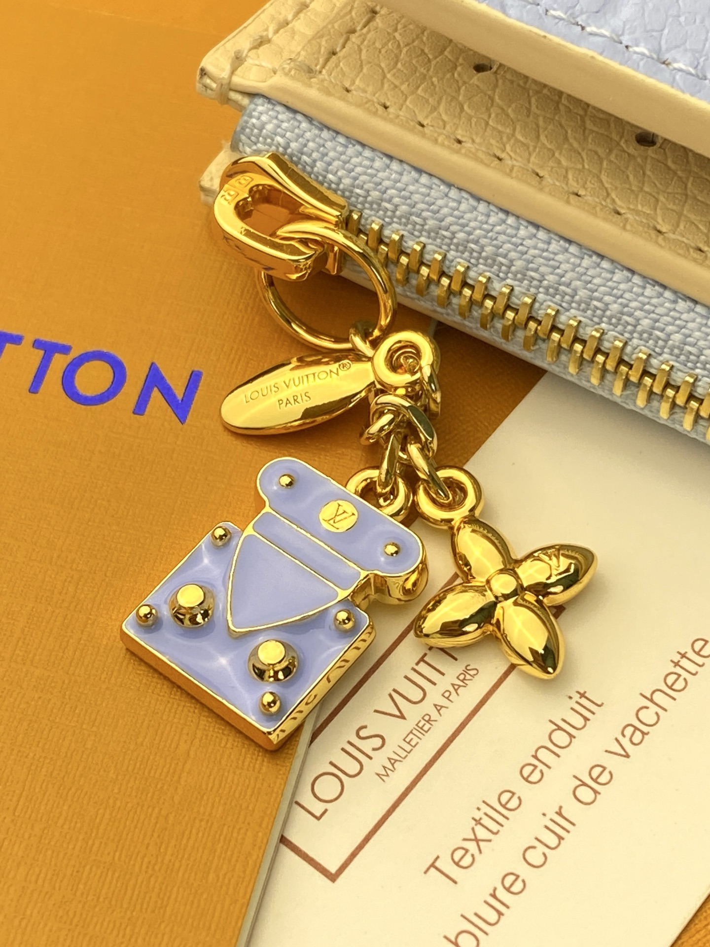 [Louis Vuitton] LV 루이비통 엠프레인 하이 섬머 Lisa 리사 월렛 지갑 M29808