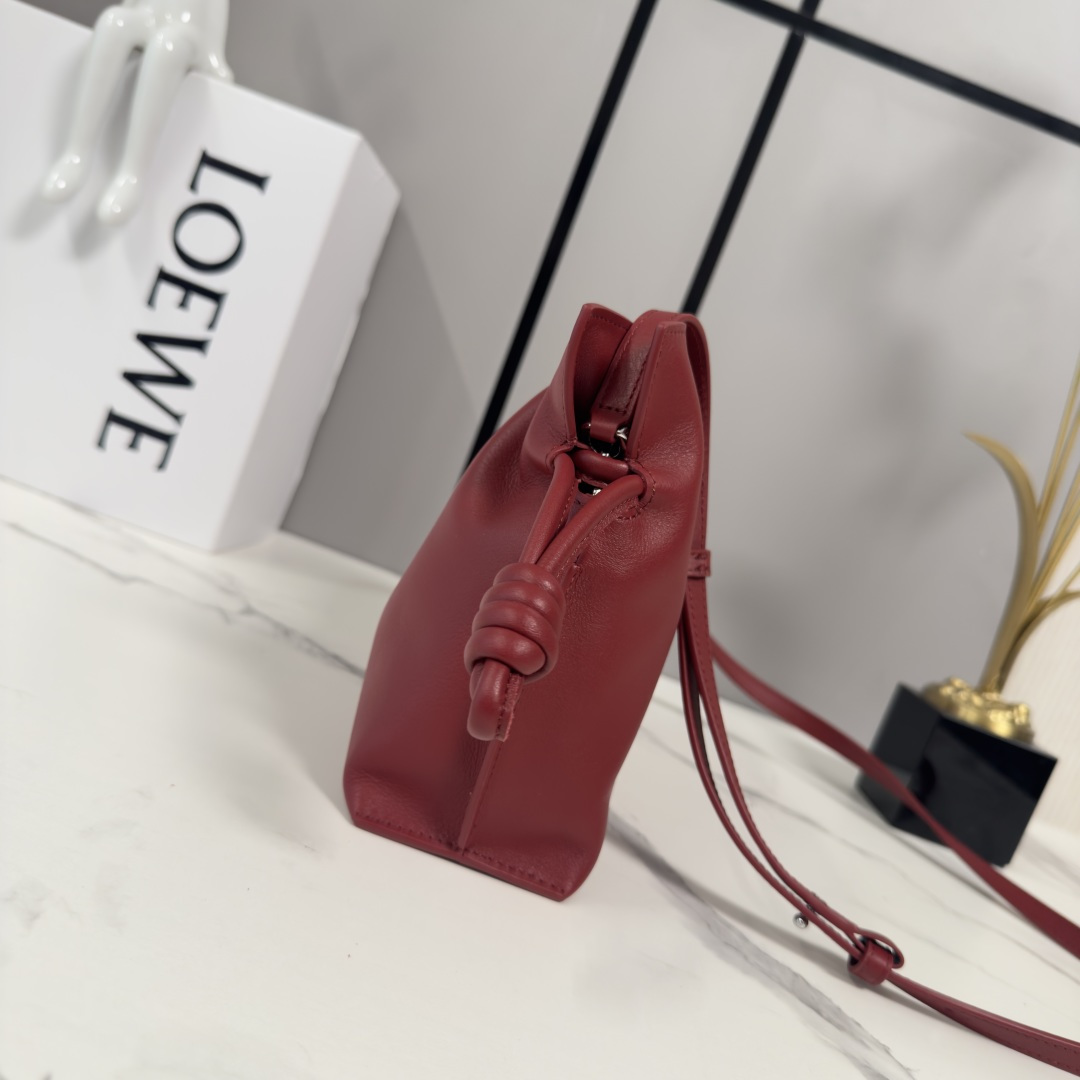 LOEWE 로에베 Flamenco 플라멩코 퍼스 나파 카프스킨 파우치 숄더백 가방