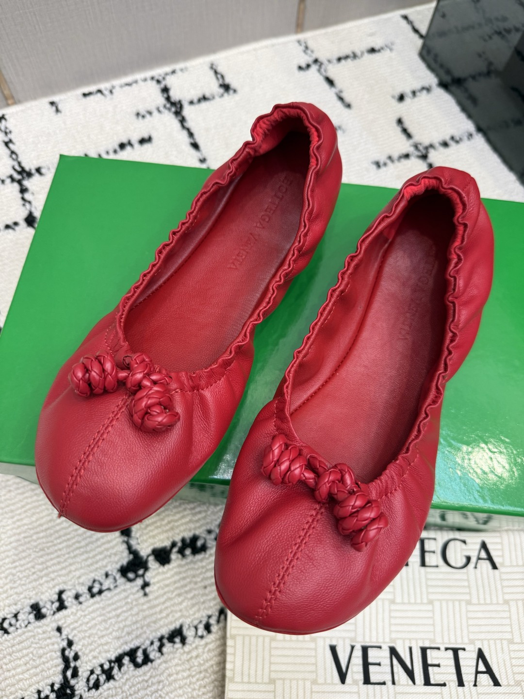 보테가 베네타(BOTTEGA VENETA) 판타스미나 발레리나 플랫 신발