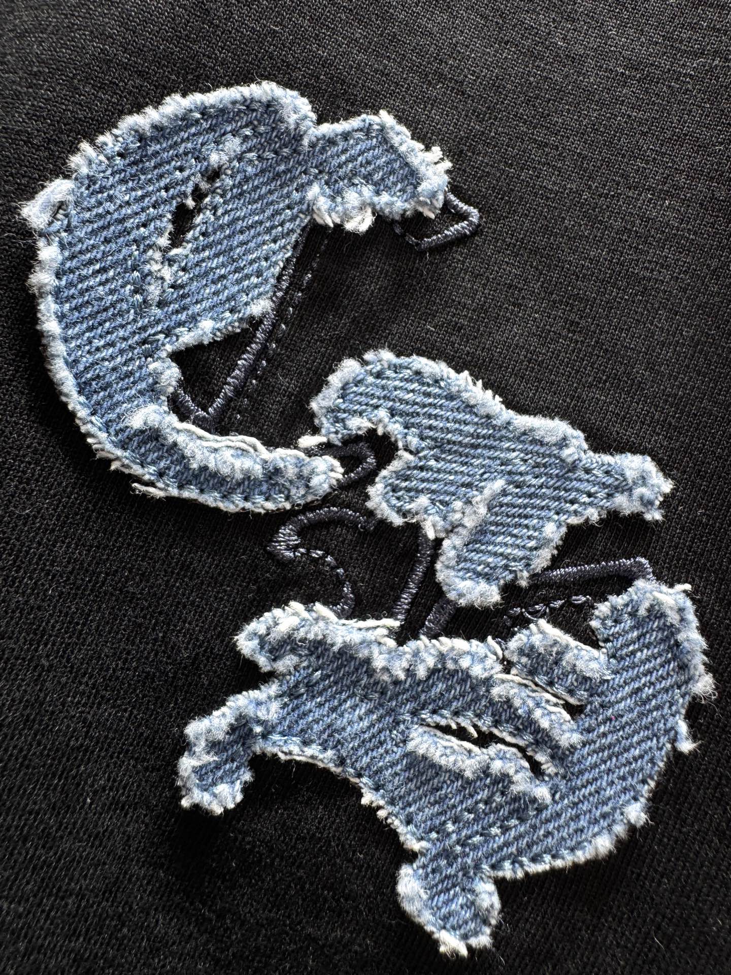 크롬하츠(CHROME HEARTS) 아플리케 자수 반팔 티셔츠 상의 의류