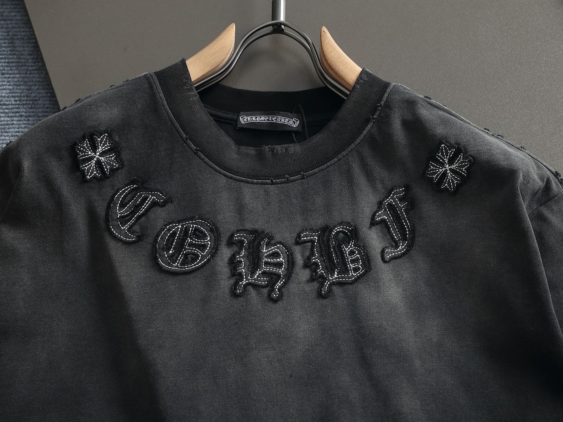 크롬하츠(CHROME HEARTS) 자수 워싱 반팔 티셔츠 상의 의류