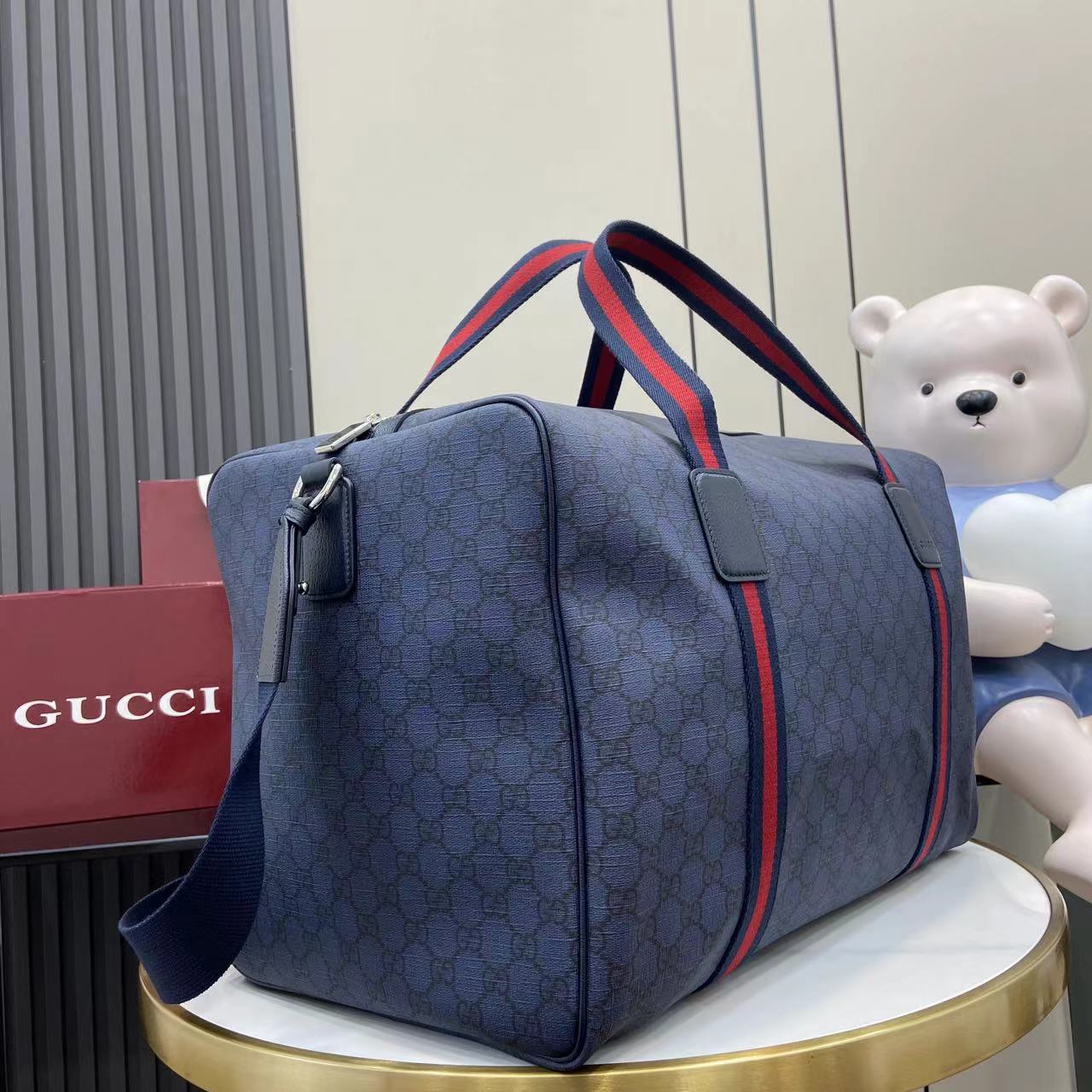 GUCCI 구찌 GG 테니스 라지 여행 가방 (더플백 - 네이비)
