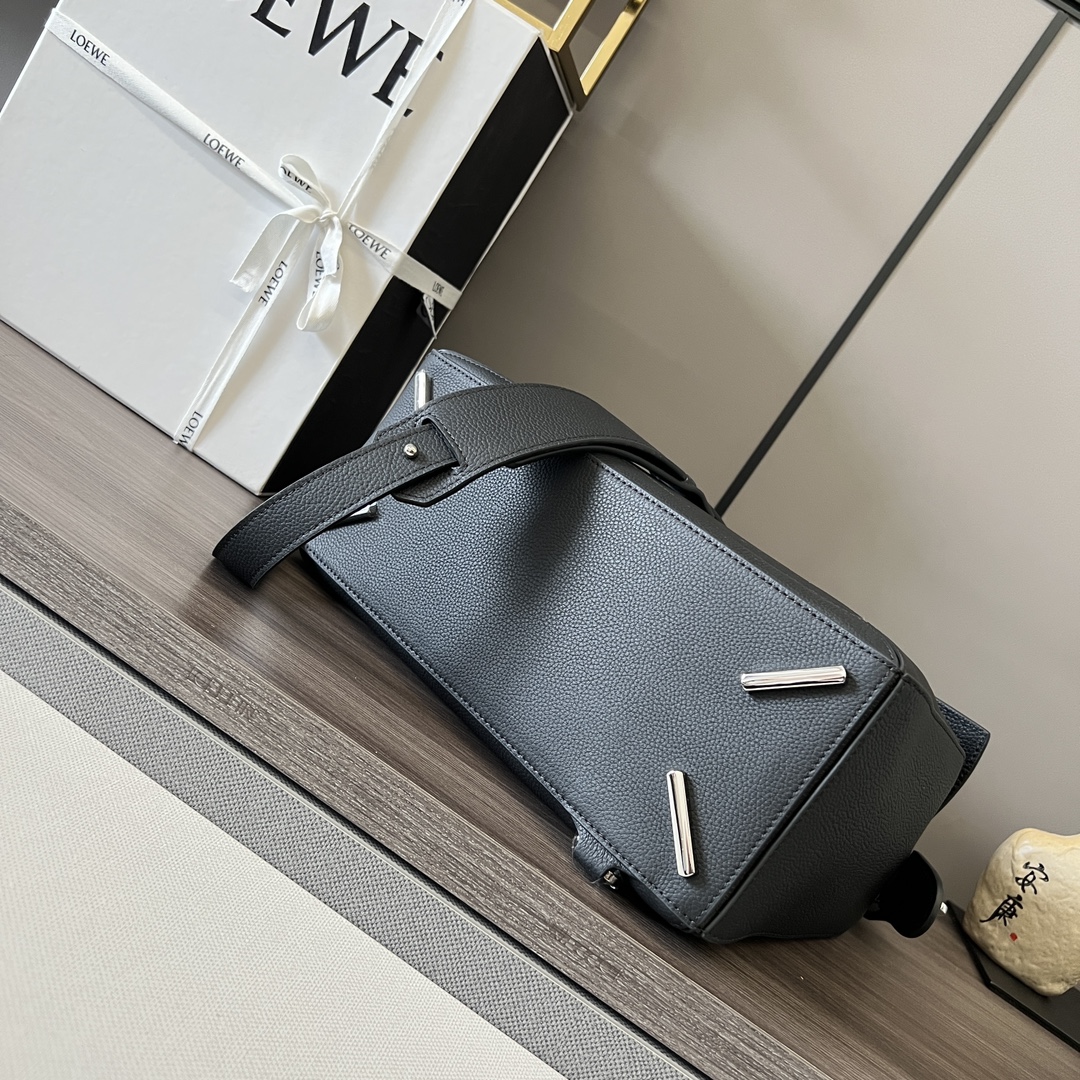 Loewe Puzzle Edge 로에베 퍼즐 라지 백 가방