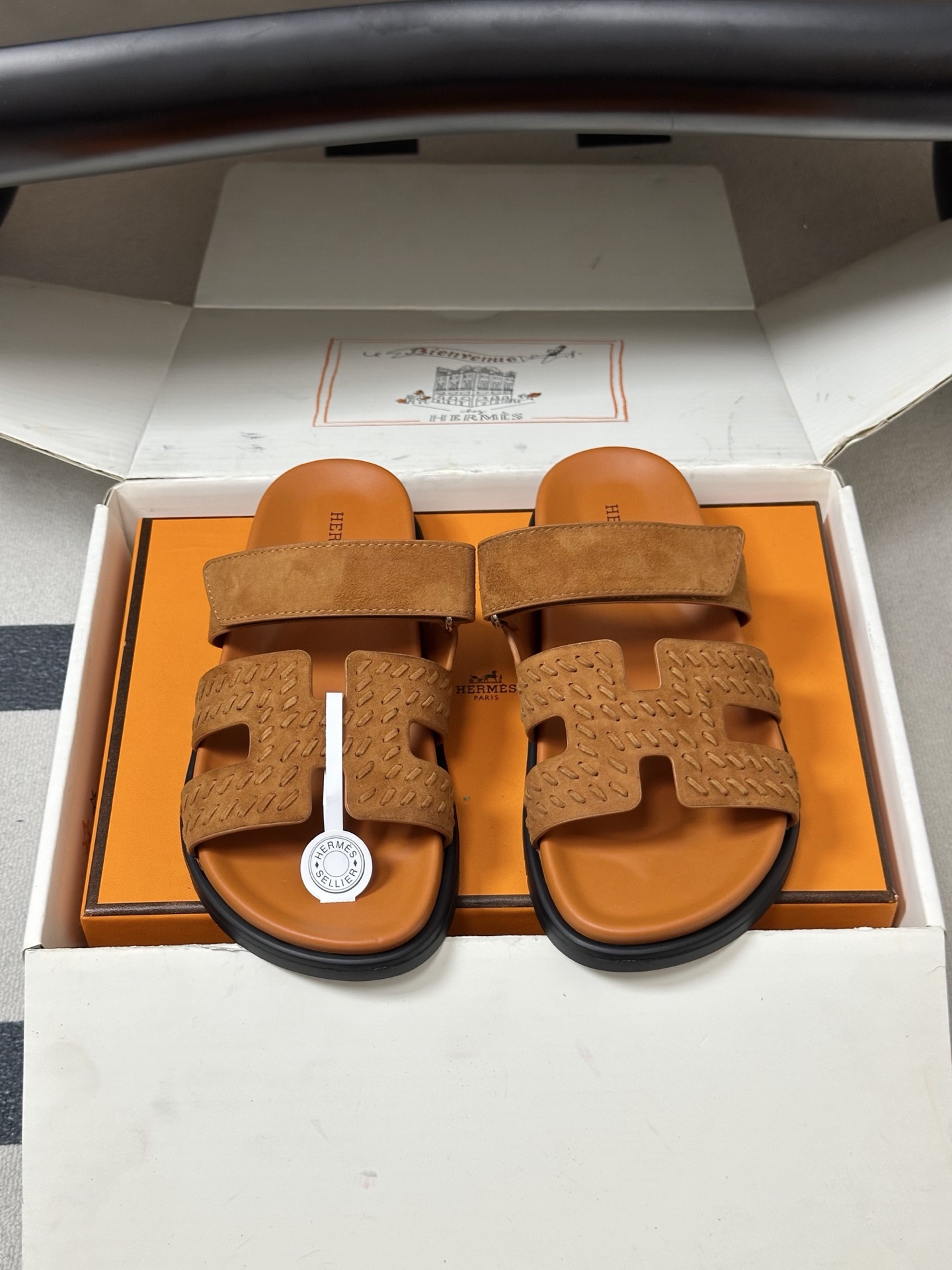 에르메스(HERMES) 로고 위빙 벨크로 슬리퍼 신발