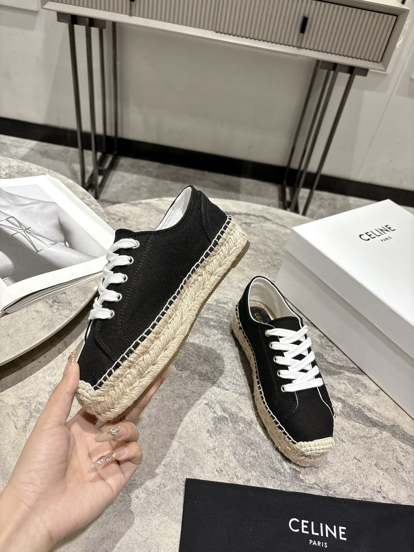 셀린느(CELINE) 스트라이프 에스파드류 레이스업 슈즈 신발
