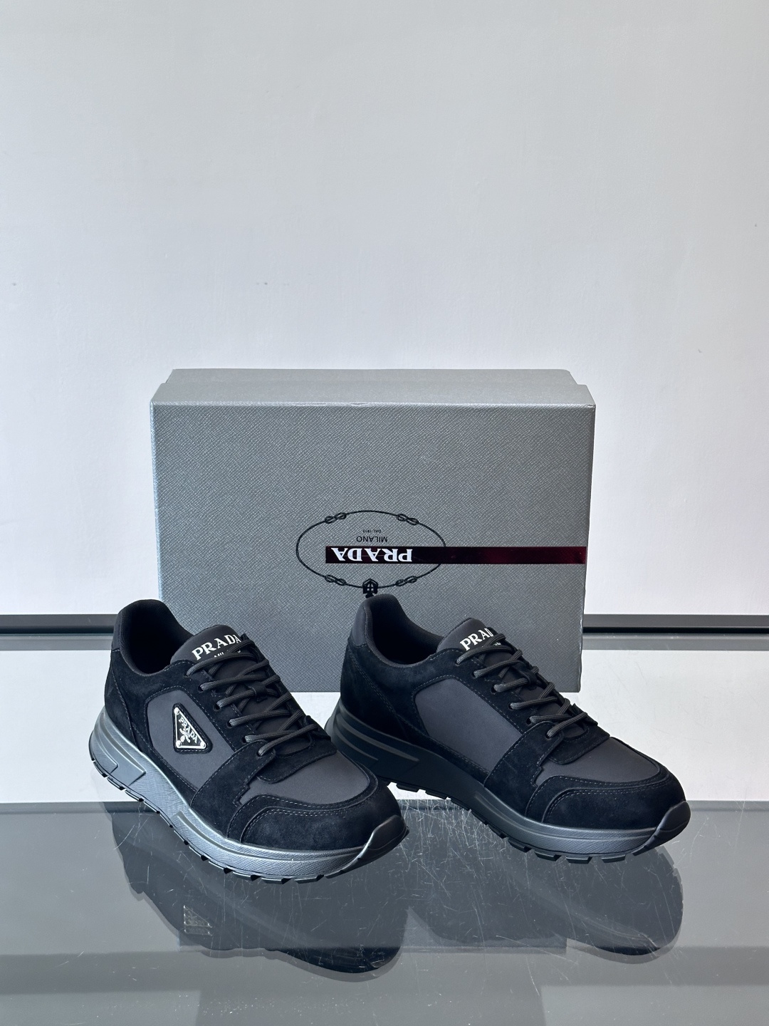 [Prada] 프라다 컬러블록 스웨이드 믹스 스니커즈 신발