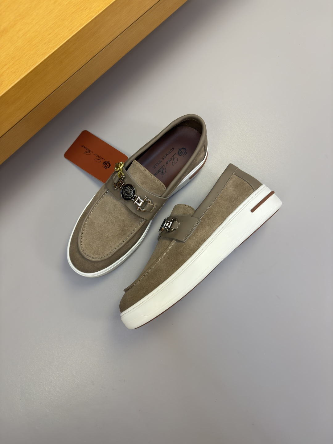 Loro Piana LP 로로 피아나 레저 스니커즈 캐줭ㄹ 로퍼 신발