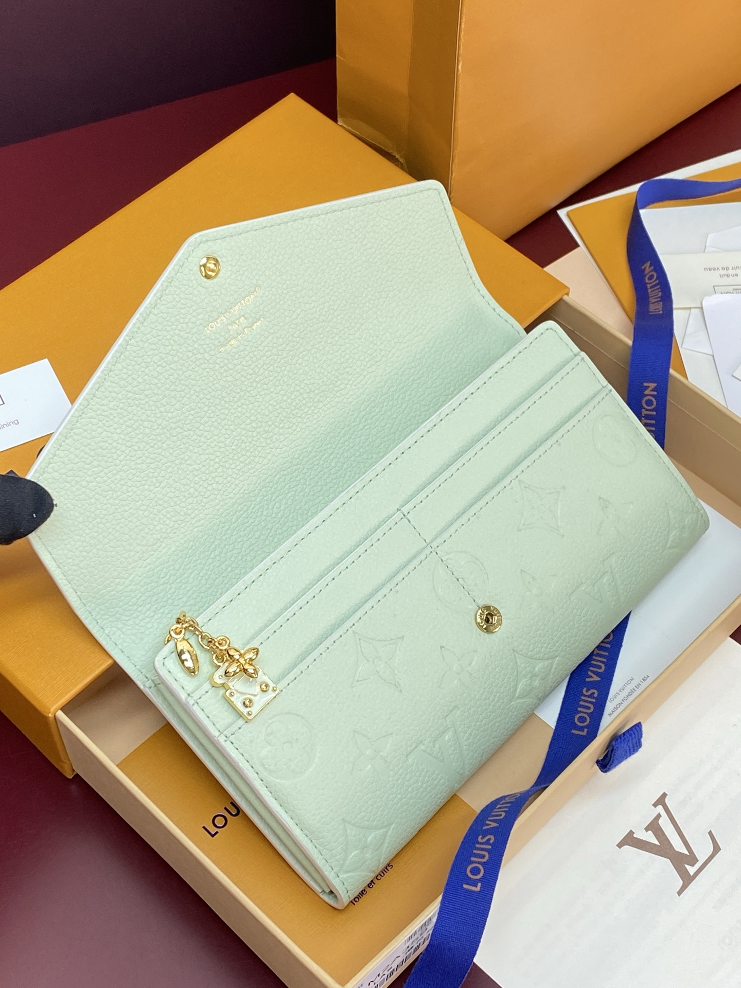 [Louis Vuitton] LV 루이비통 엠프레인 하이 섬머 Sarah 사라 월렛 지갑 M2A359