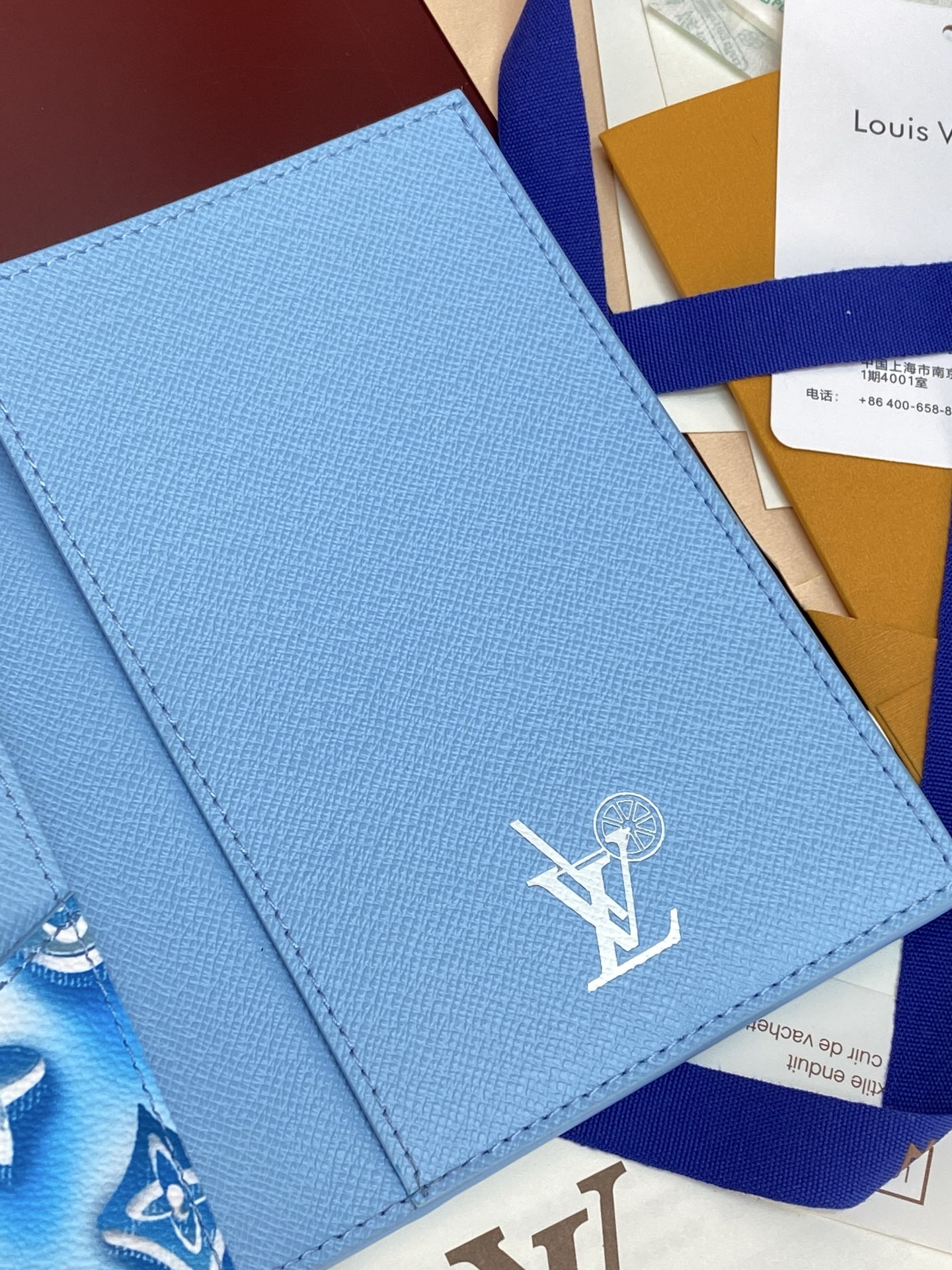 [Louis Vuitton] LV 루이비통 모노그램 포레스트 패스포트 커버 (코튼 블루) 여권 지갑