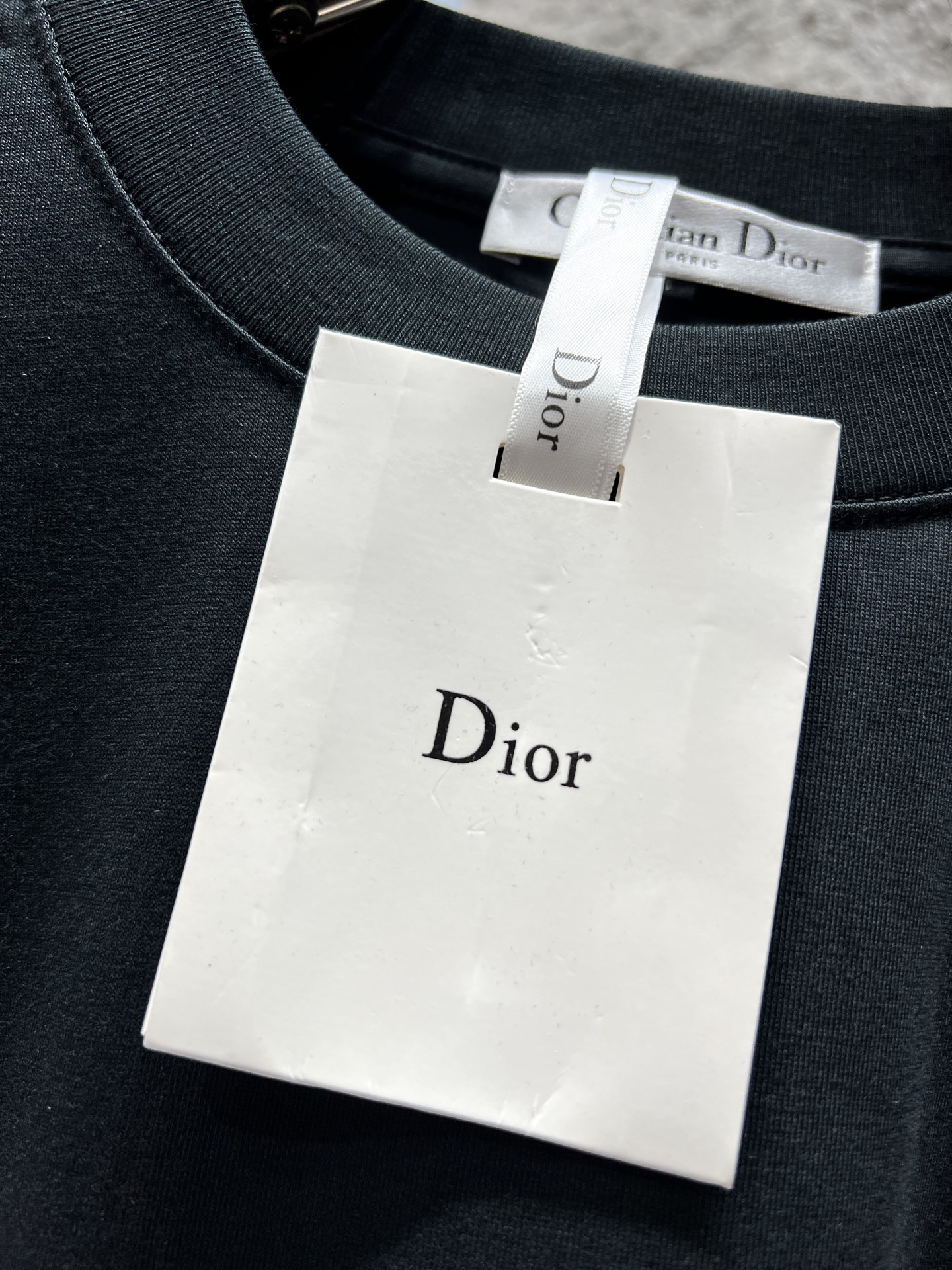 디올(DIOR) CD 로고 자수 반팔 티셔츠 상의 의류
