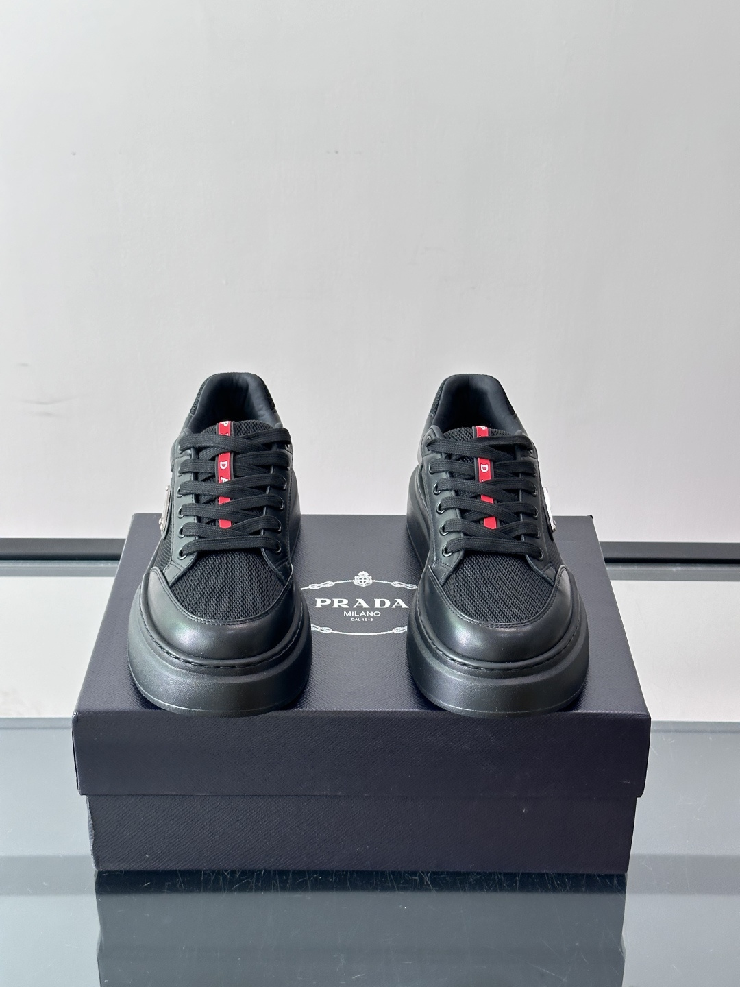[Prada] 프라다 투톤 믹스 레더 & 메쉬 스니커즈 신발