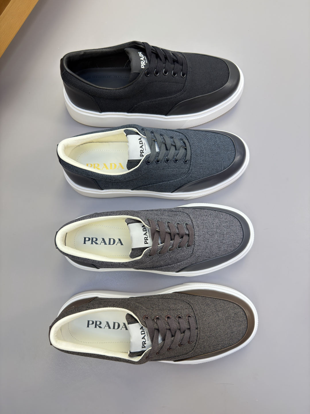 PRADA 프라다 캐주얼 스니커즈 / 레저 스포츠 슈즈 신발