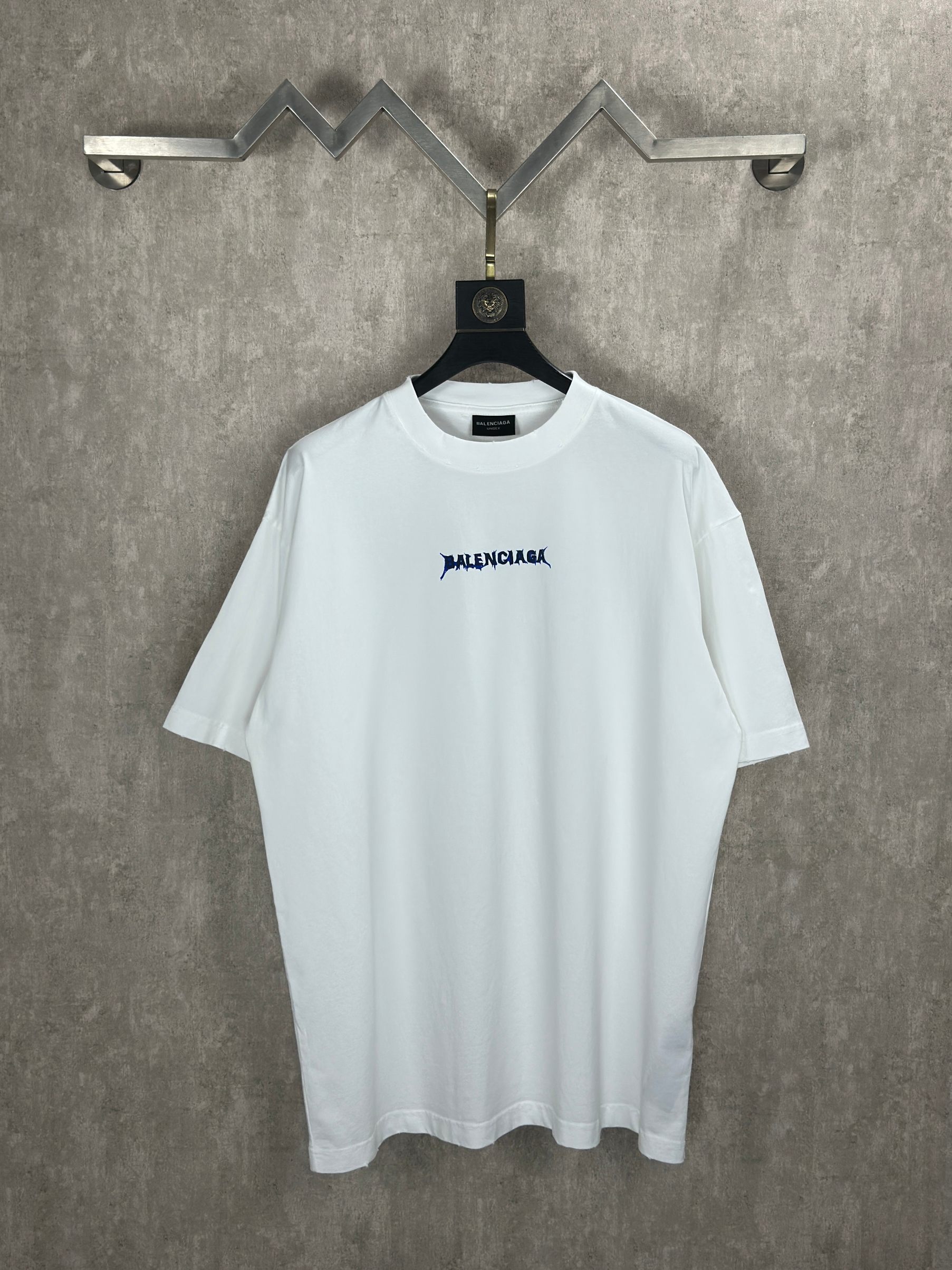 발렌시아가(BALENCIAGA) 레터링 프린트 반팔 티셔츠 의류