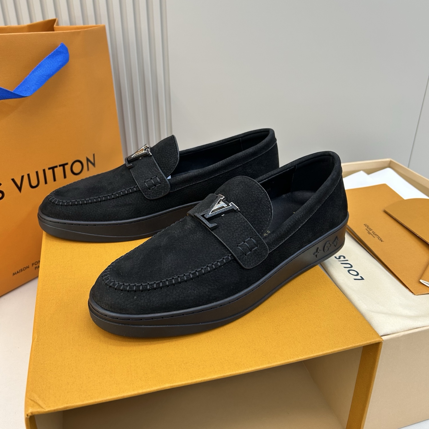 LV 루이비통 프리미엄 레더 로퍼 구두 신발