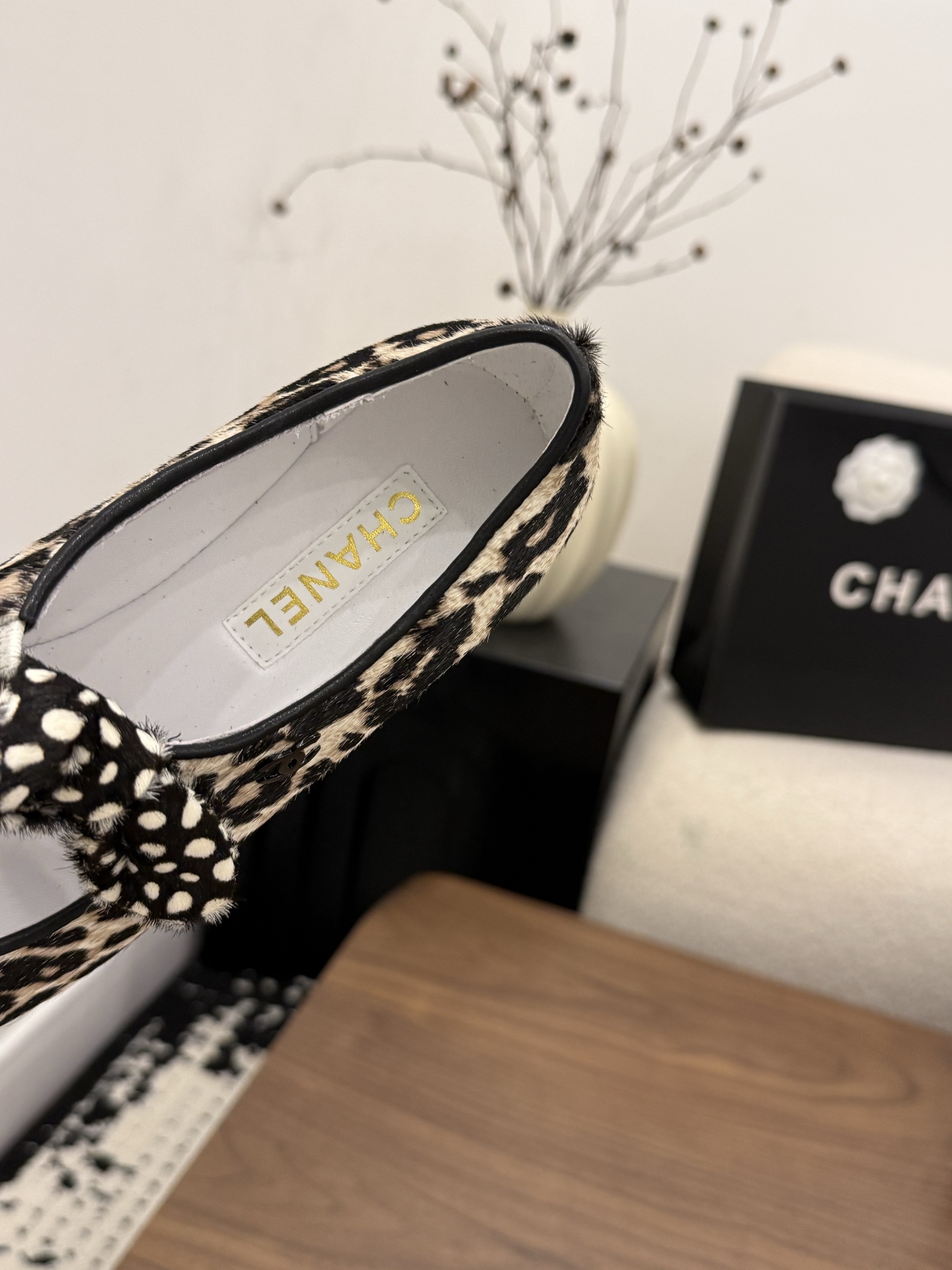 샤넬(CHANEL) 호피 메리제인 플랫슈즈 신발