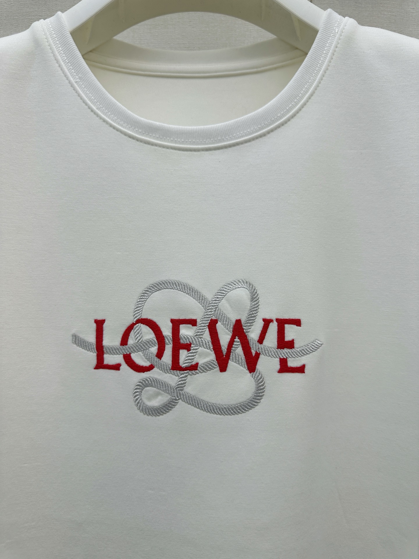 로에베(LOEWE) 아나그램 로프 자수 반팔 티셔츠 상의 의류