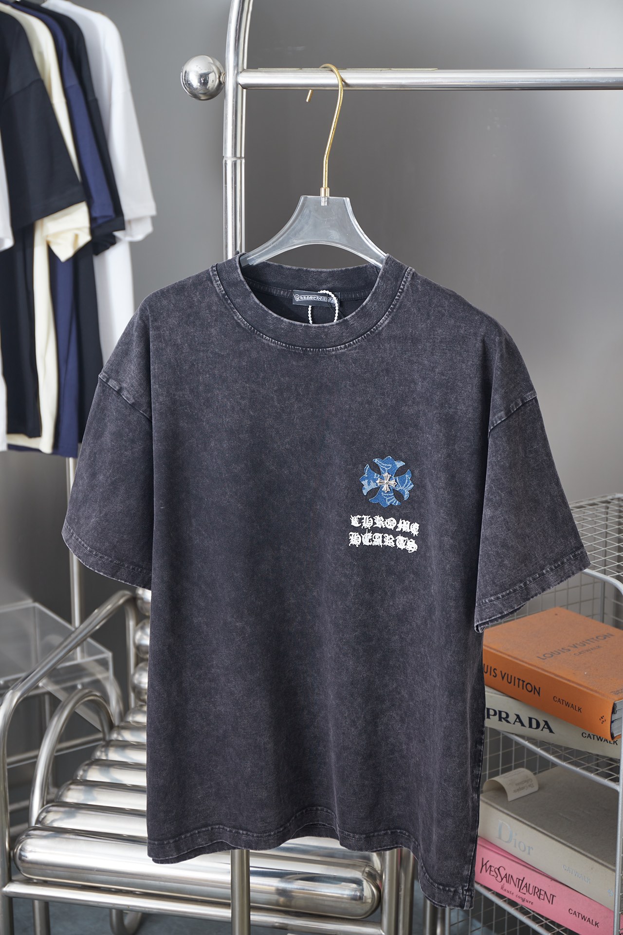 크롬하츠(Chrome Hearts) 크로스 핫픽스 반팔 티셔츠 상의 의류
