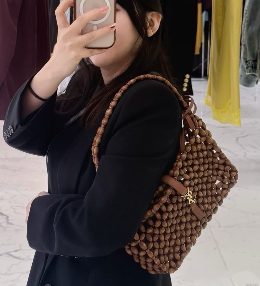 Saint Laurent YSL LE 5A7 생로랑 우드 비즈 호보백 가방 / 657228
