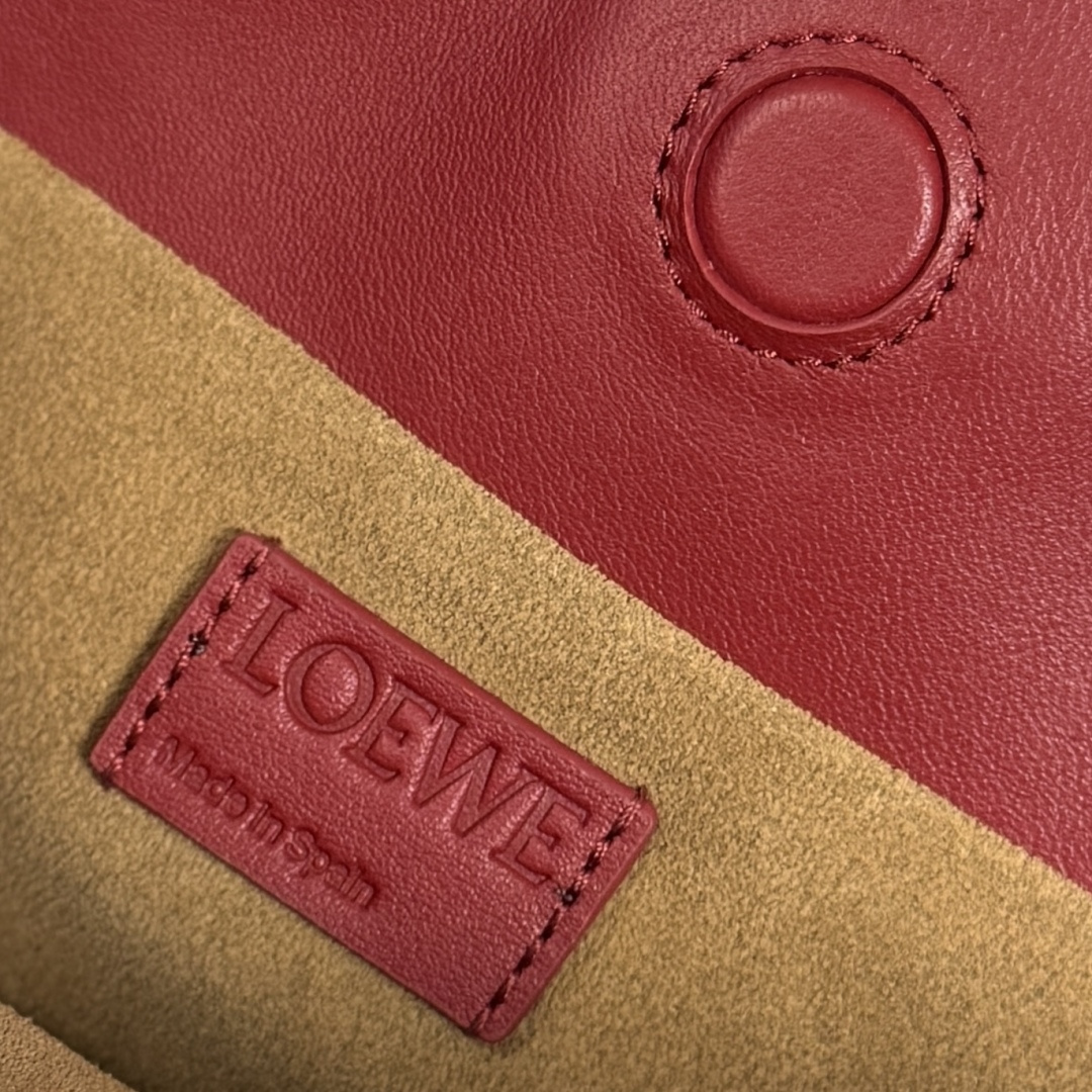 LOEWE 로에베 Flamenco 플라멩코 퍼스 나파 카프스킨 파우치 숄더백 가방