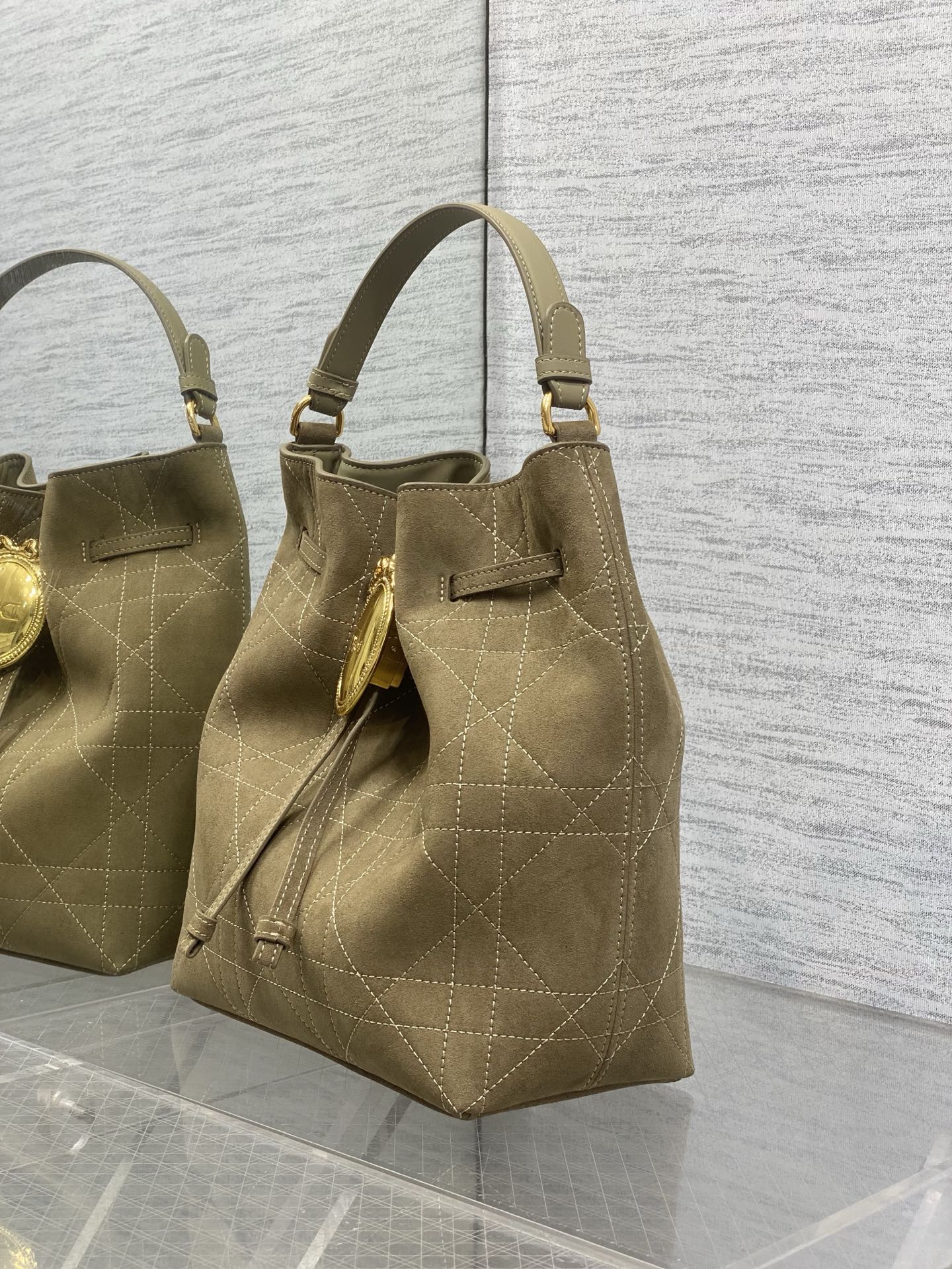 Dior 2027 스프링 디올 버킷백 가방