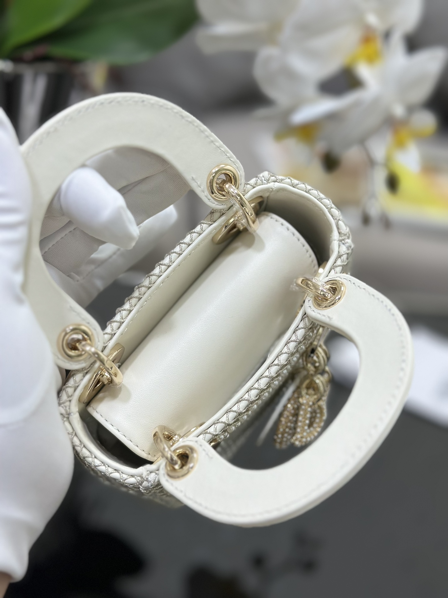 [Lady Dior] 디올 레이디 디올 마이크로 초미니 자수 진주 백 (밀크 화이트) 가방
