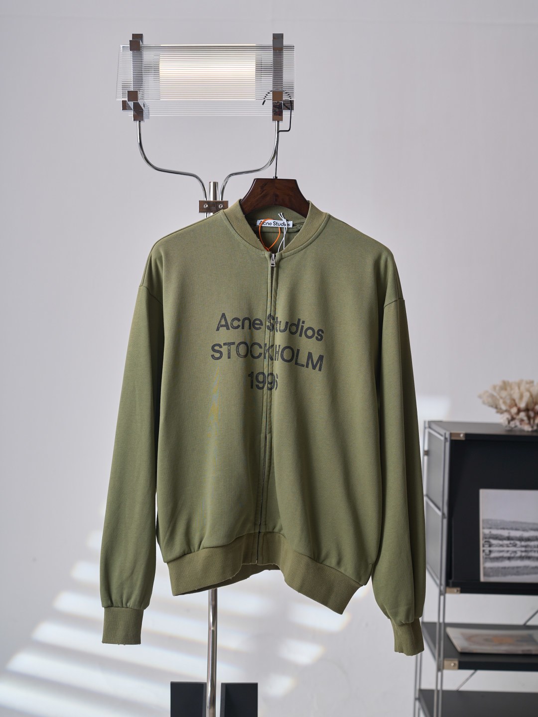 아크네(Acne studios) 빈티지 로고 집업 재킷 상의 의류
