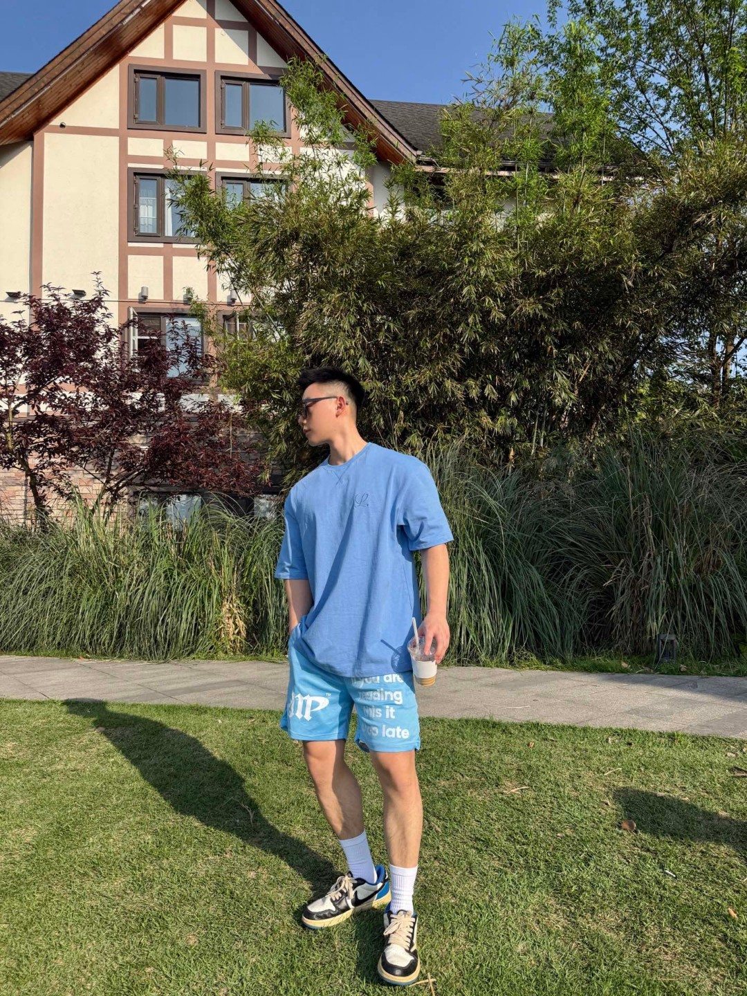 로에베(LOEWE) 아나그램 자수 반팔 티셔츠 상의 의류