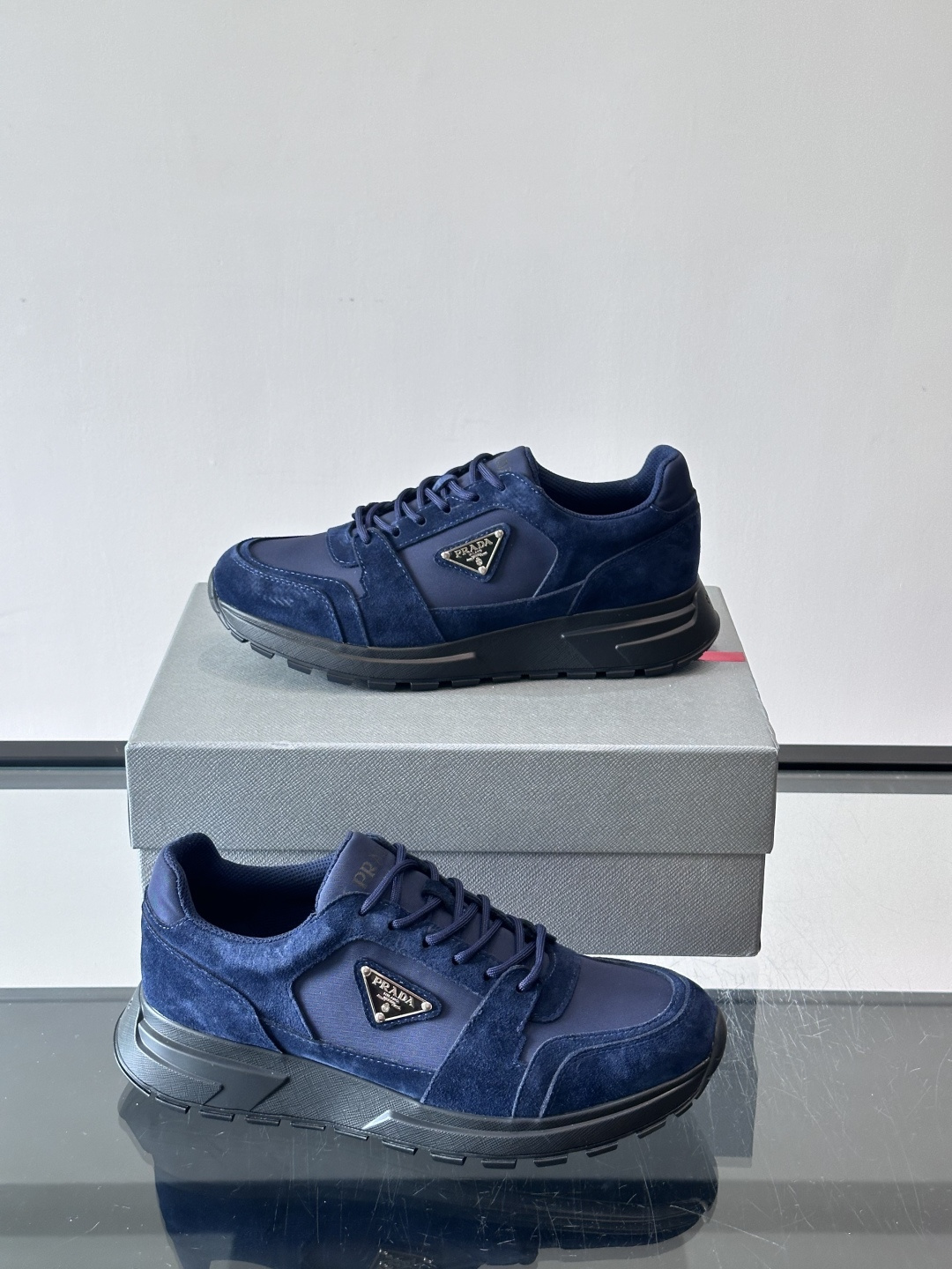 [Prada] 프라다 컬러블록 스웨이드 믹스 스니커즈 신발