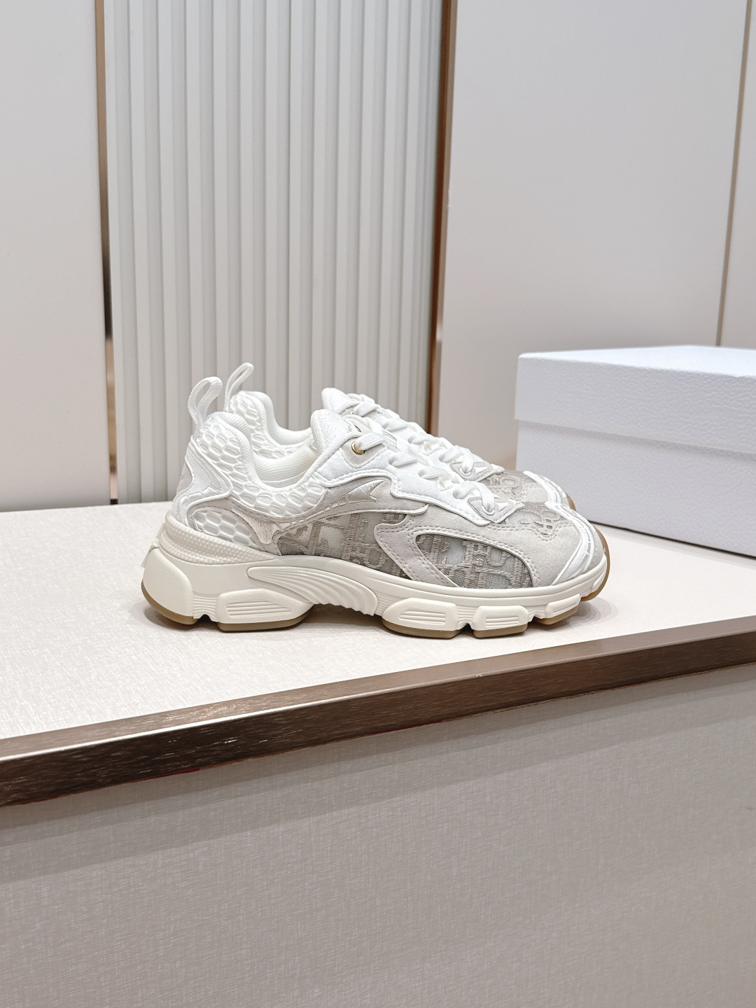 디올(DIOR) 크로노 스니커즈 신발 복제