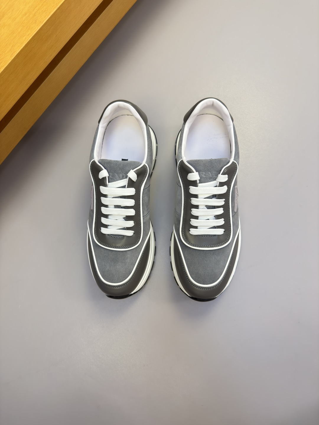 [Prada] 프라다 나파 & 스웨이드 콤비 스니커즈 신발
