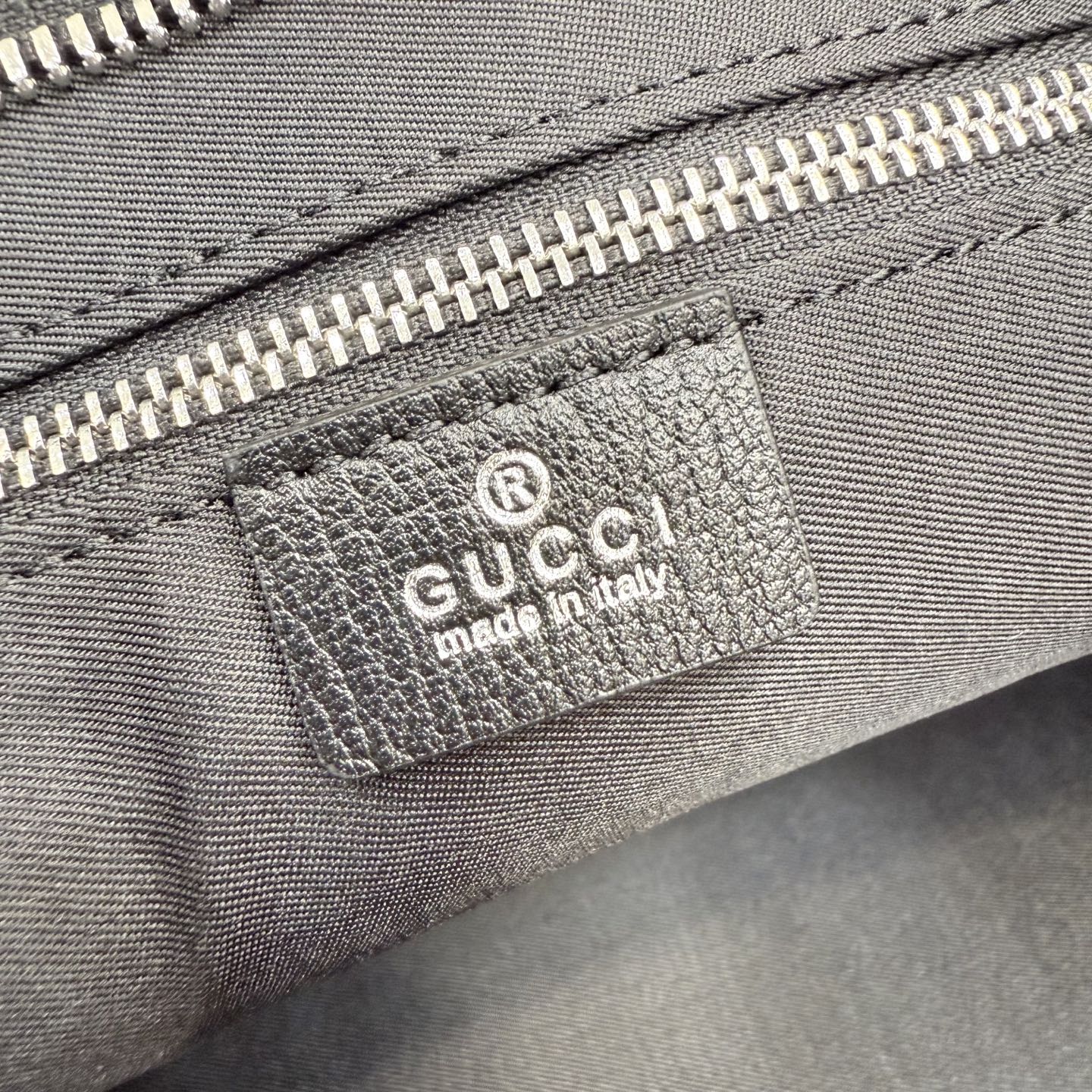 Gucci Essence Classic 구찌 클러치 백 가방