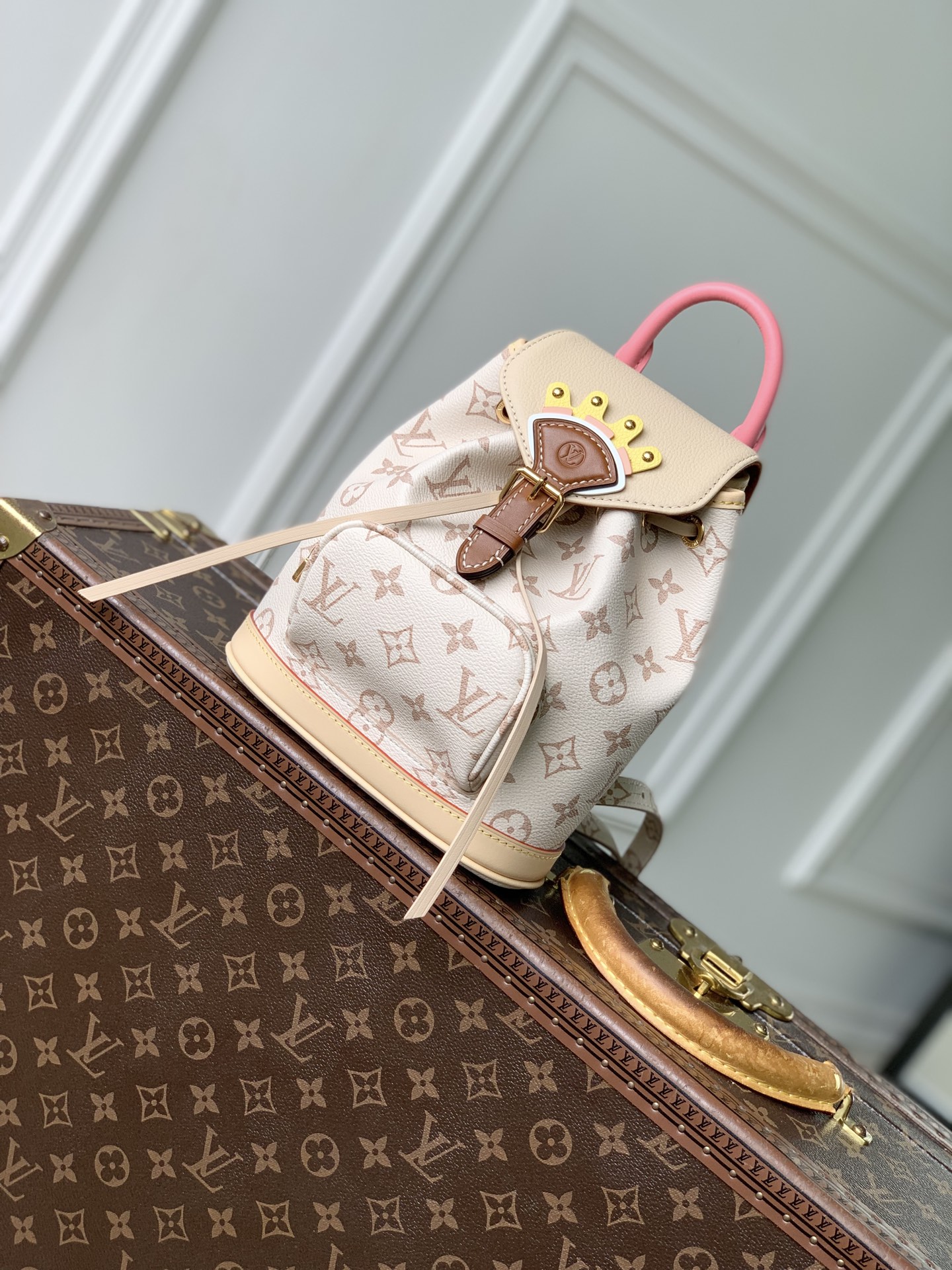 LOUIS VUITTON LV M2A079 루이비통 몽소리 미니 백팩 (LV 크래프티) 가방