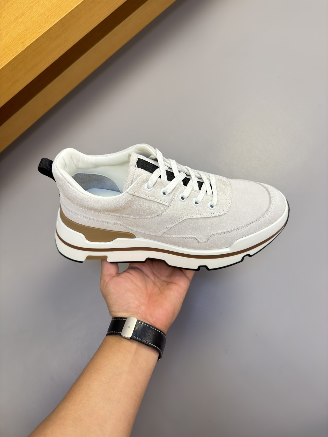 [Hermes] 에르메스 프리미엄 스웨이드 레더 콤비 스니커즈 신발