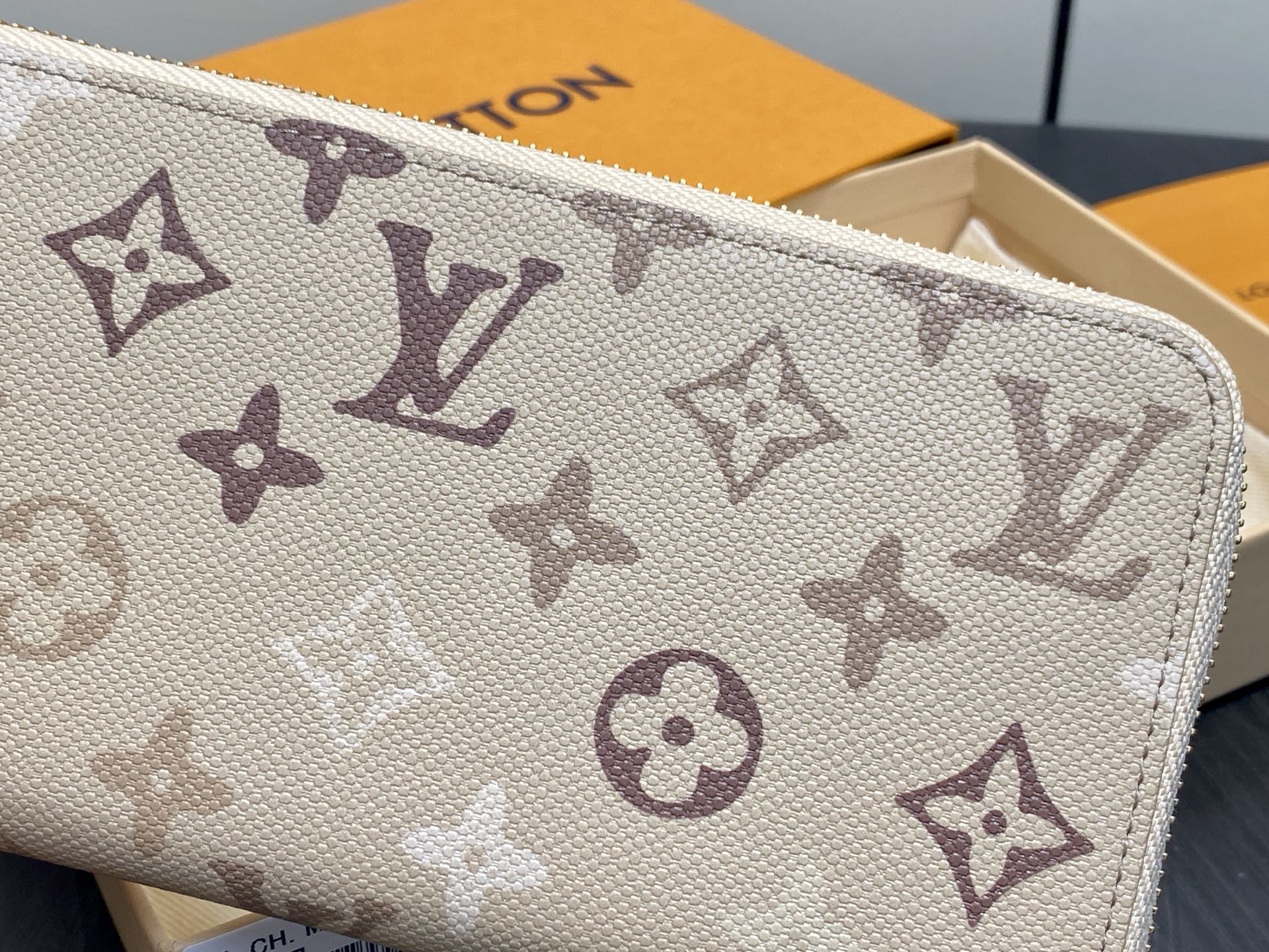 [Louis Vuitton] LV 루이비통 모노그램 서플러스 지피 월릿 지갑