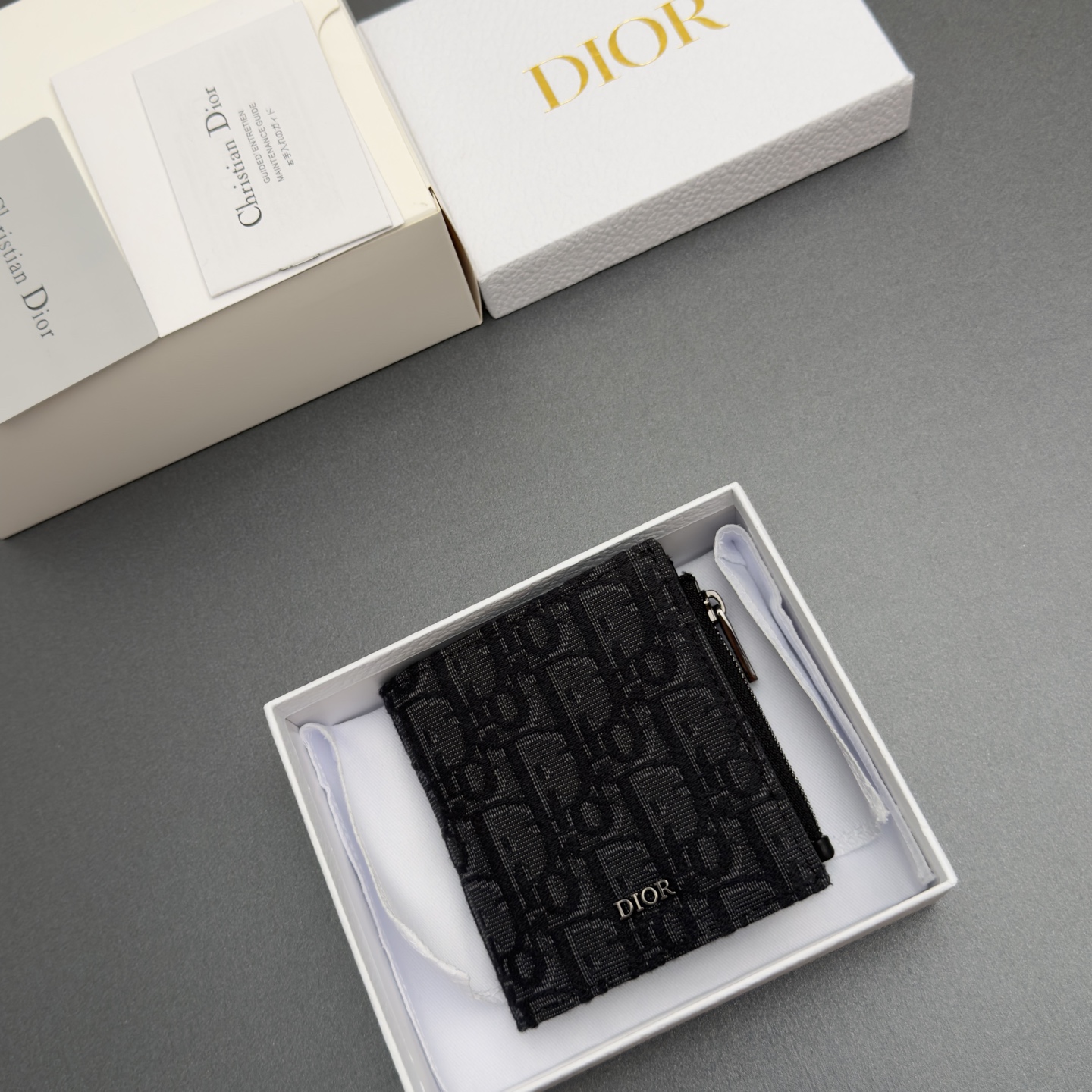 Dior 디올 맨즈 버티컬 바이폴드 지갑