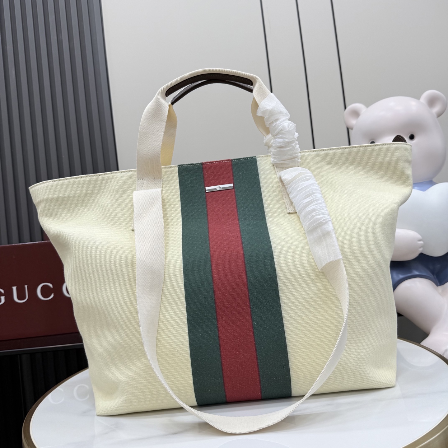 GUCCI 구찌 Generation 제너레이션 GG 웹 캔버스 토트백 가방