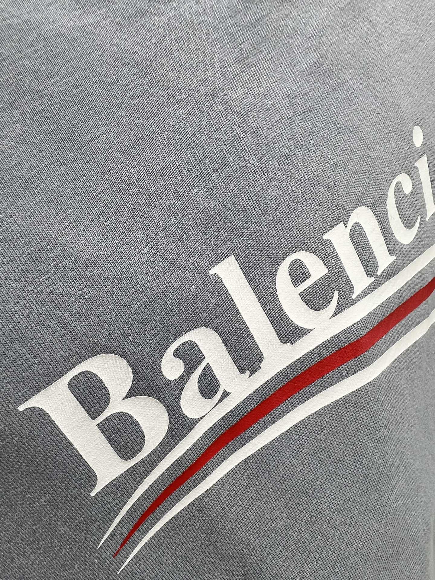 발렌시아가(BALENCIAGA) 코카콜라 웨이브 레터링 프린트 반팔 티셔츠 의류