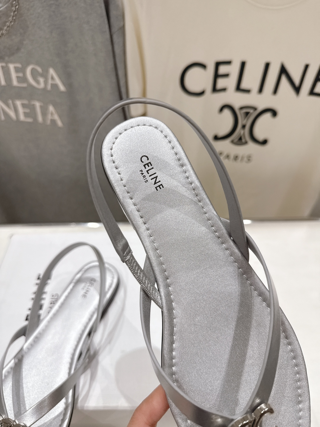 셀린느(CELINE) 트리옹프 로마 샌들 신발